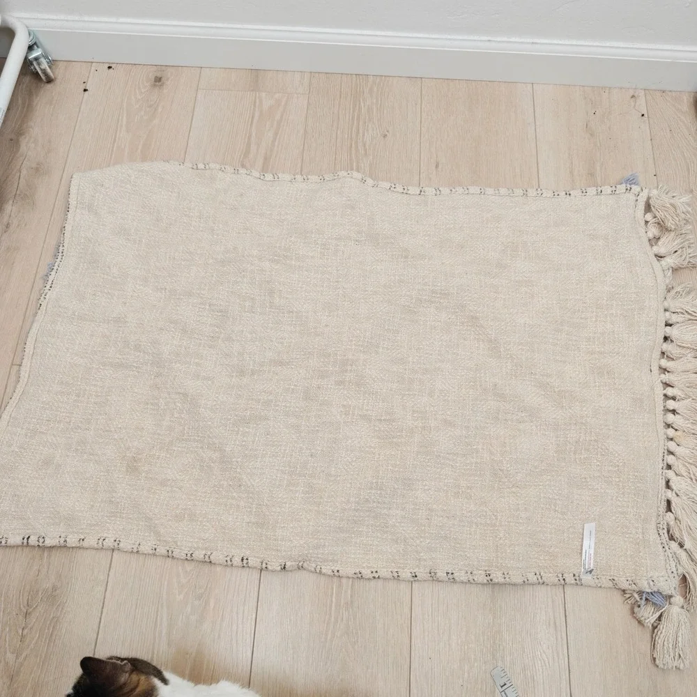 Urban Outfitters Tapestry Cream Multi Tufted Geometric Tassel Boho Aesthetic